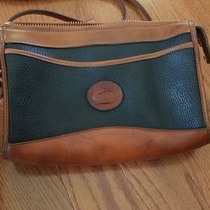 Vintage Dooney Bourke crossbody early 80s